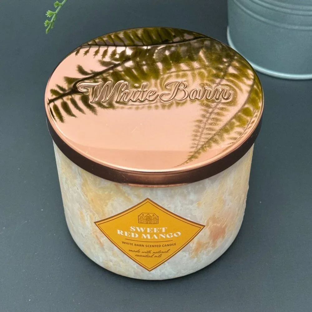 BBW Sweet Red Mango White Barn Bath & Body Works 3 Wick Candle